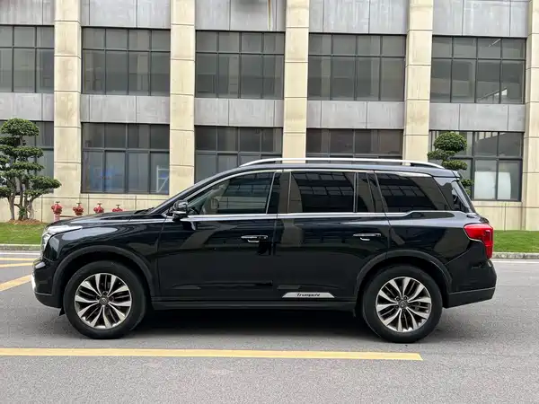 GAC Trumpchi GS8 2017