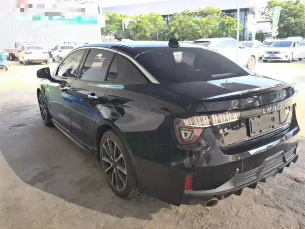 Lynk & Co 03 2019