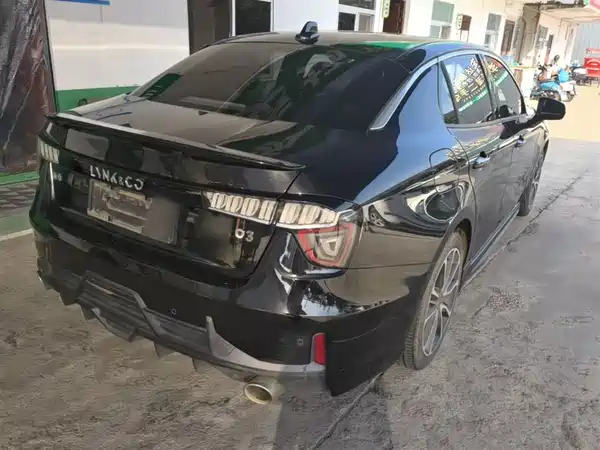 Lynk & Co 03 2019