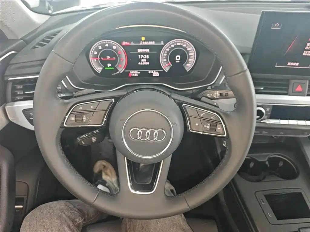 Audi A4L 2023 — фото 11