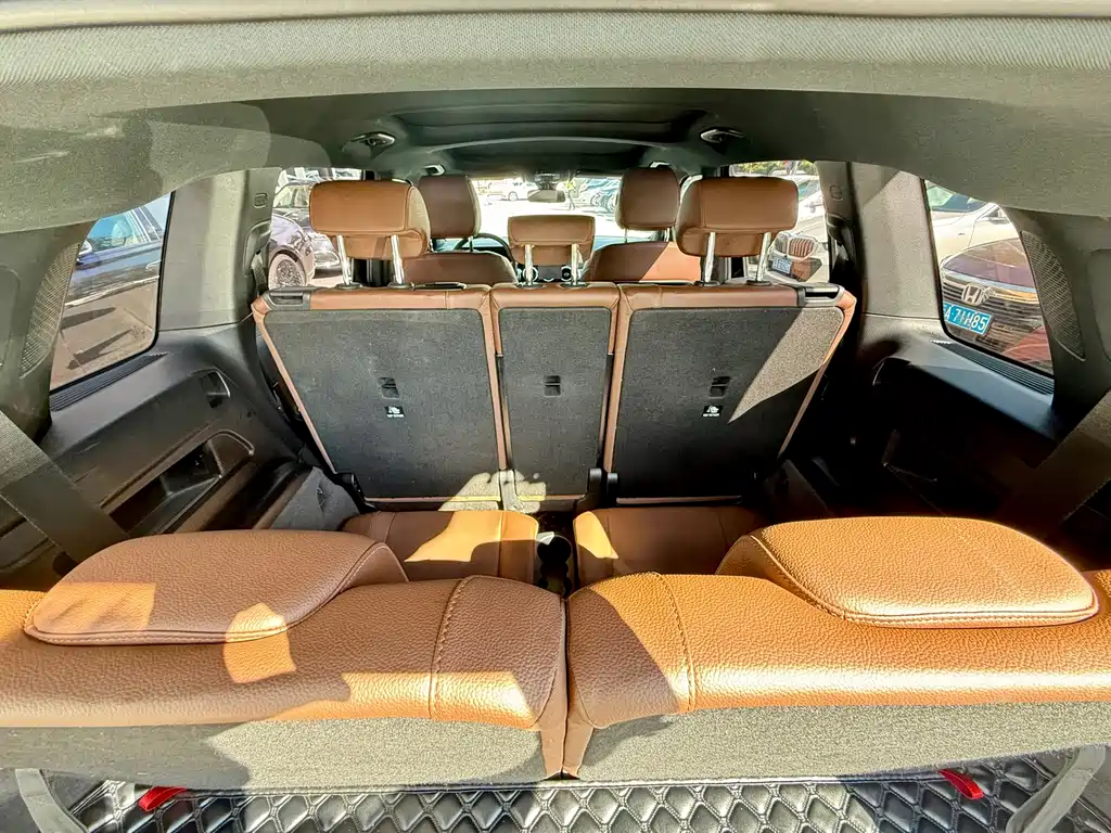 Mercedes-Benz GLB 2023 — фото 23