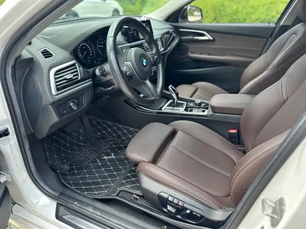 BMW 1 Series 2020