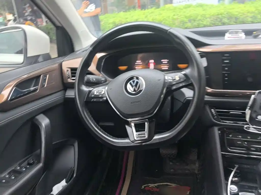 Volkswagen Tharu 2022