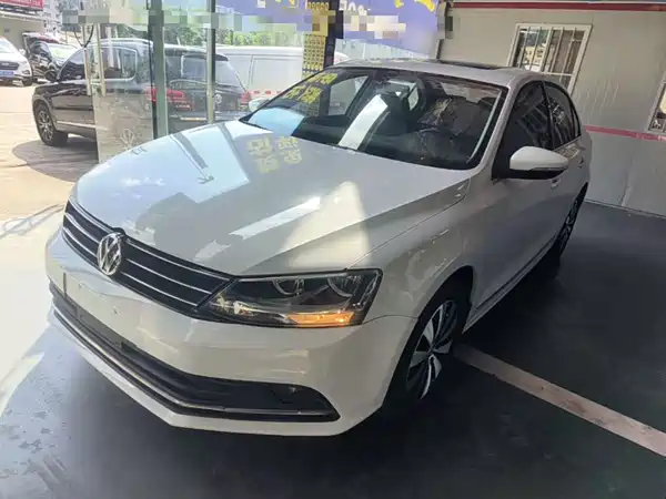 Volkswagen Sagitar 2017