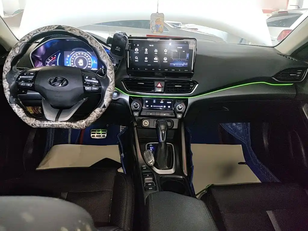 Hyundai Festa 2019 — фото 10