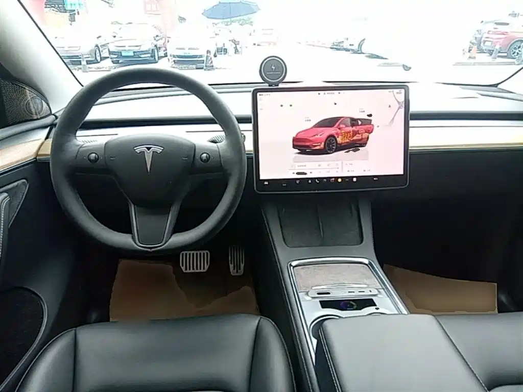 Tesla Model Y 2022 — фото 11