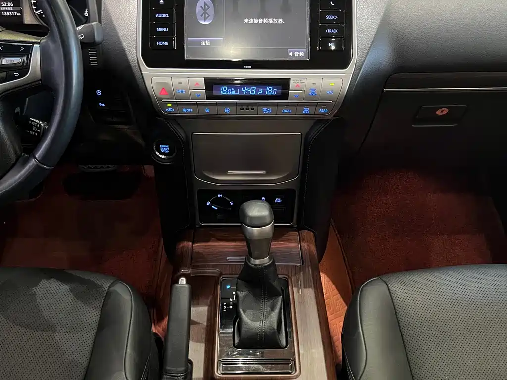 Toyota Prado 2018 — фото 12