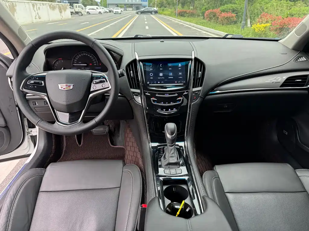 Cadillac ATS-L 2018 — фото 10