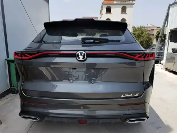 Changan UNI-Z 2024