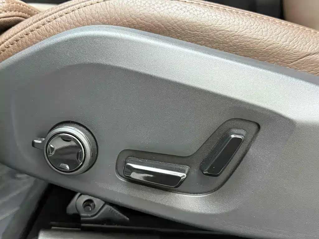 Volvo XC60 PHEV 2024 — фото 27
