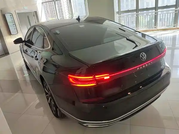 Volkswagen Passat 2022