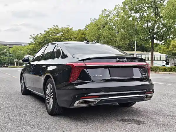 Hongqi H5 2022