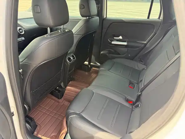 Mercedes-Benz GLA 2020