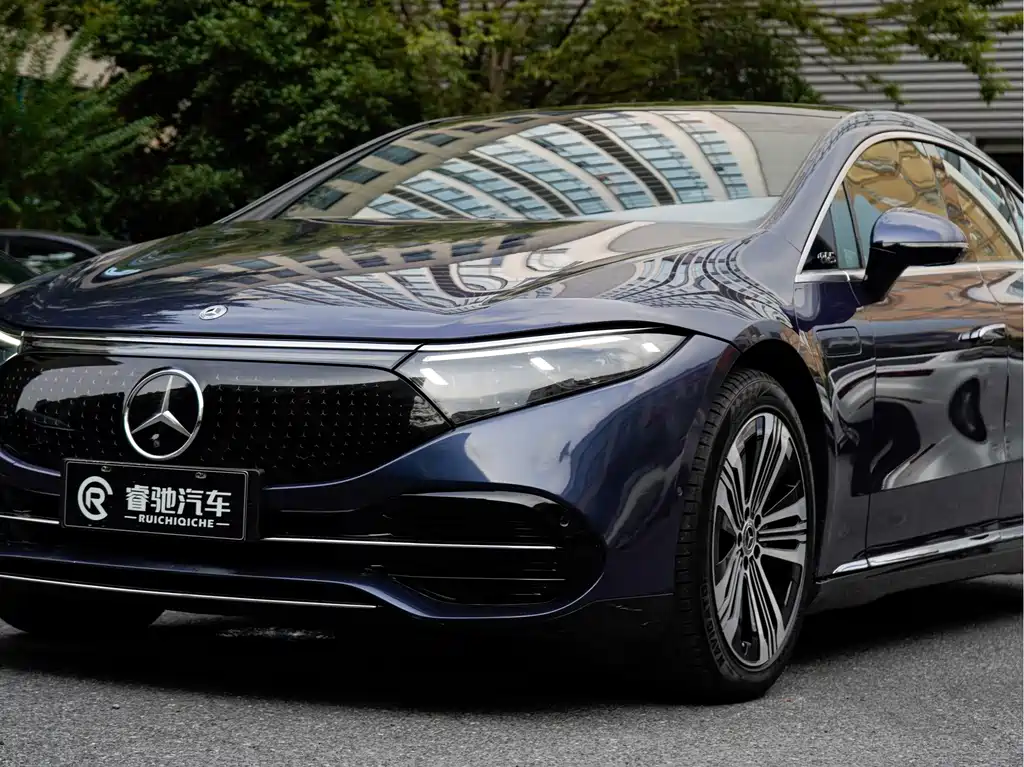 Mercedes-Benz EQS 2023 — фото 6