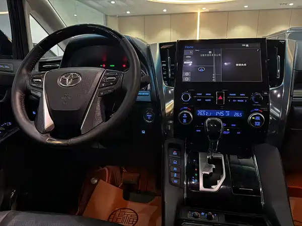 Toyota Vellfire 2021