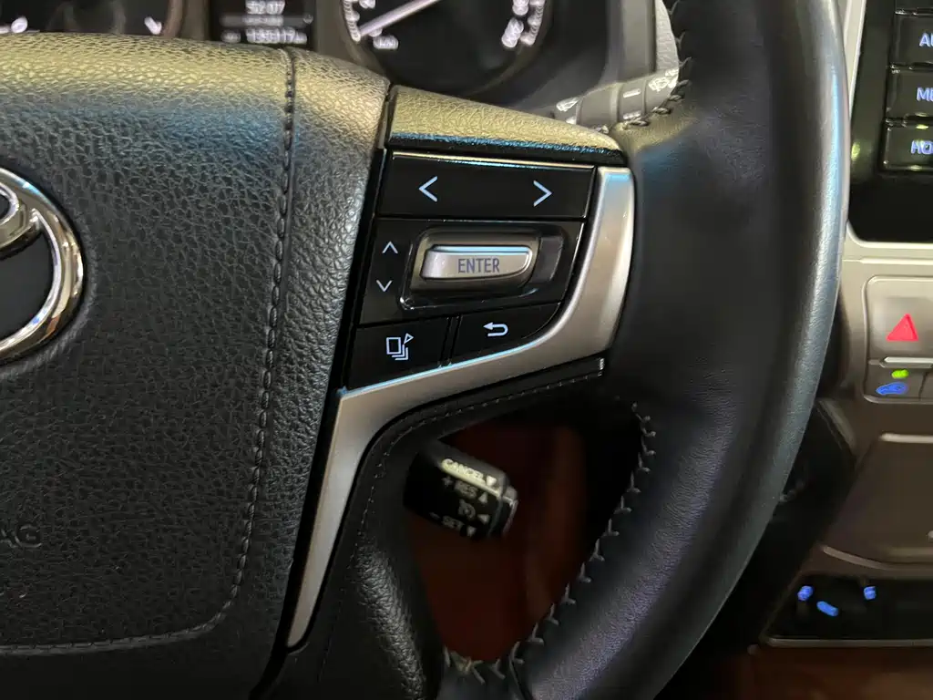 Toyota Prado 2018 — фото 17