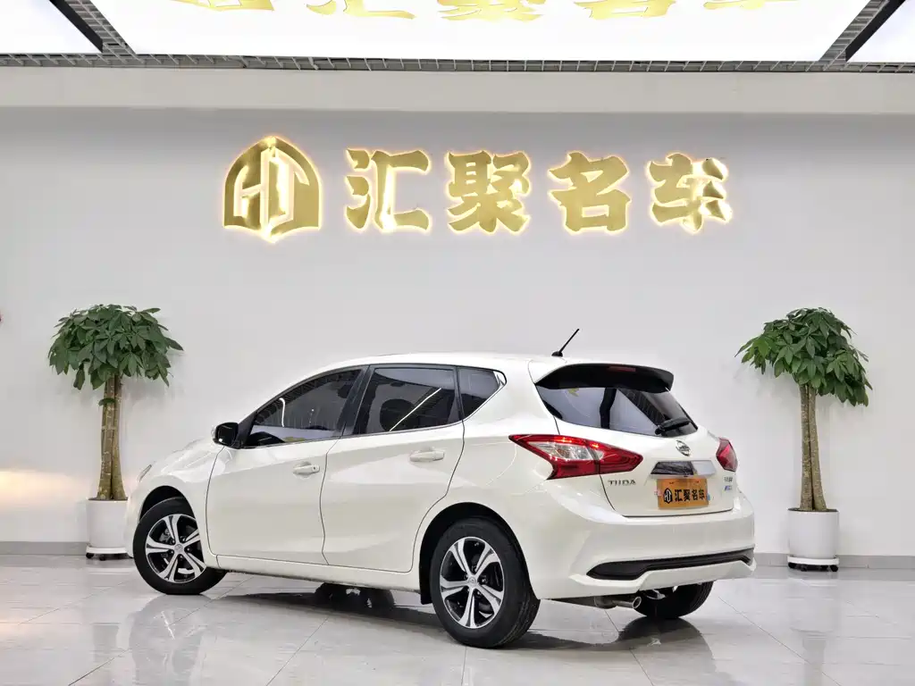 Nissan Tiida 2019 — фото 10