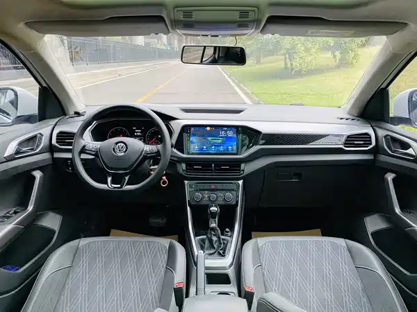 Volkswagen T-Cross 2020