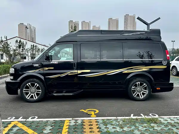 GMC SAVANA 2018