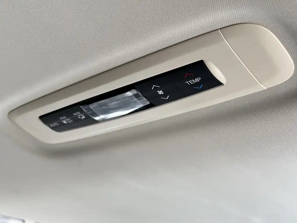 Honda Odyssey 2016 — фото 37