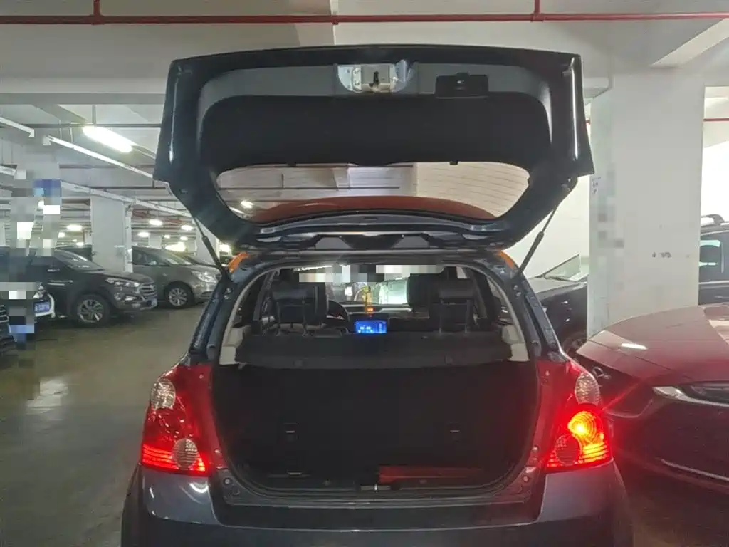 Suzuki Swift 2018 — фото 19