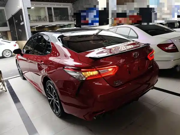 Toyota Camry 2018