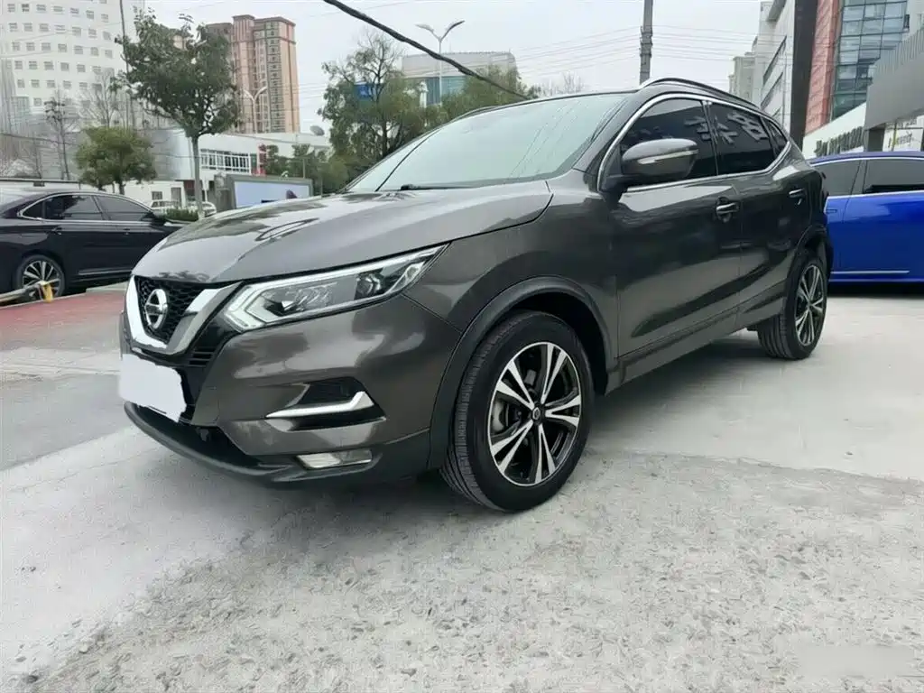 Nissan Qashqai 2022 — фото 1