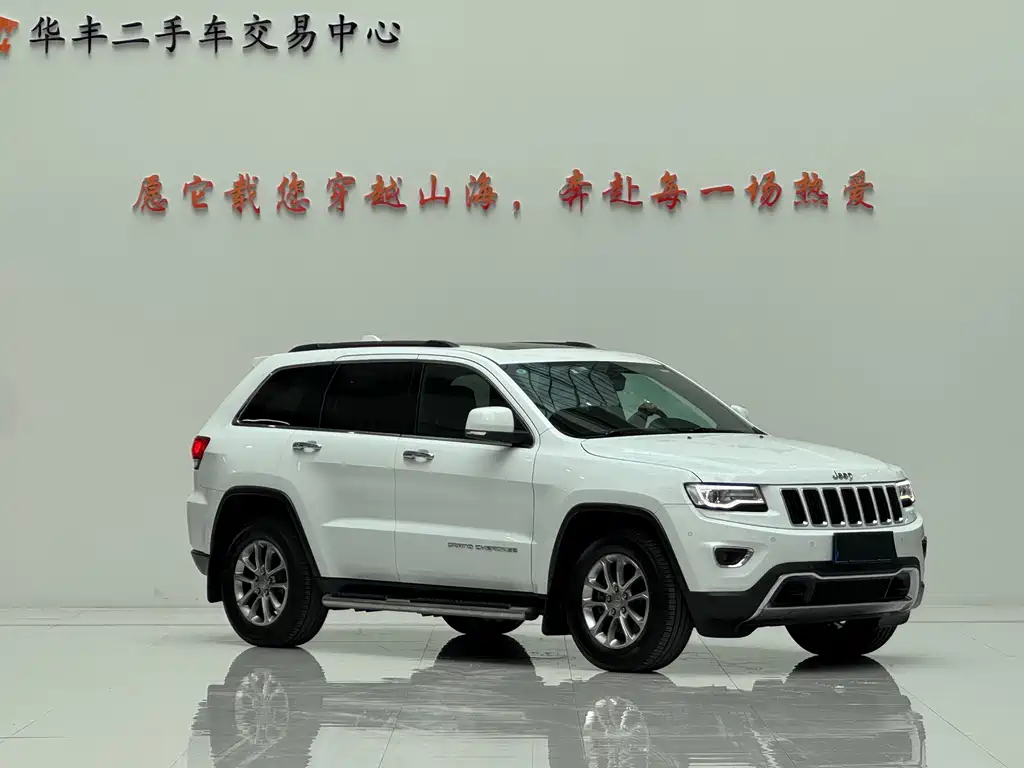 Jeep Grand Cherokee 2016 — фото 3