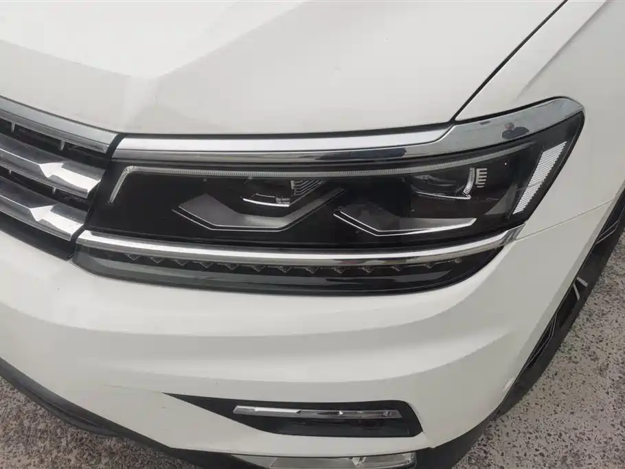 Volkswagen Tiguan L 2018 — фото 5