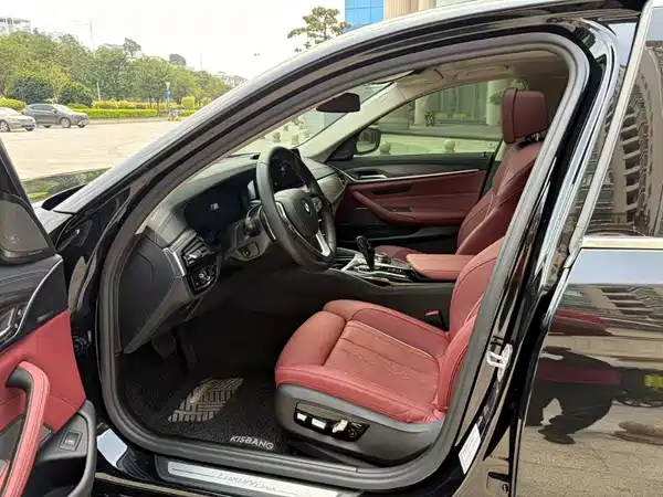 BMW 5 Series 2022