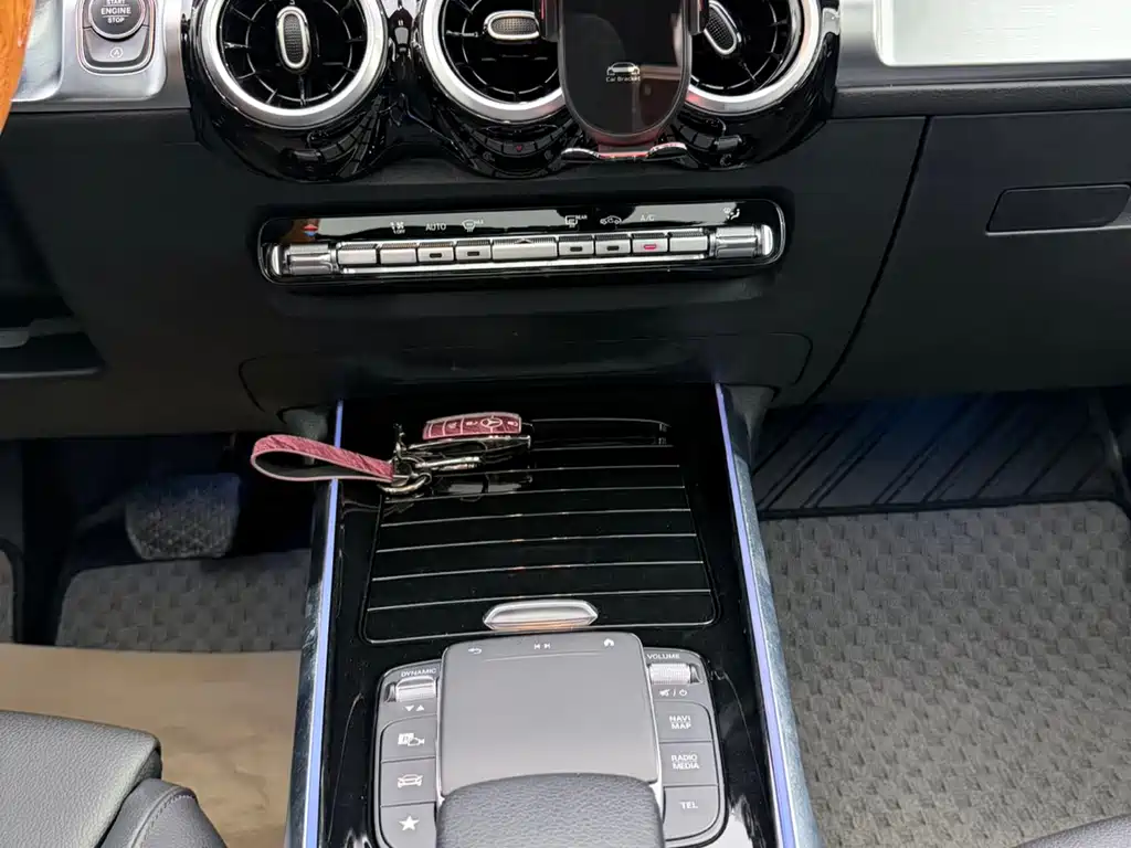 Mercedes-Benz GLB 2020 — фото 13