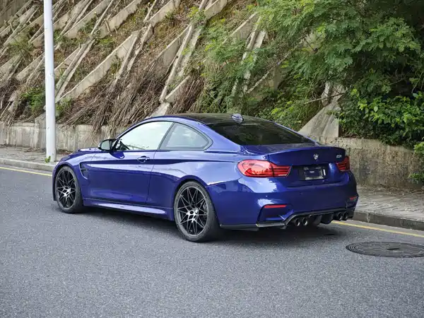 BMW M4 2019