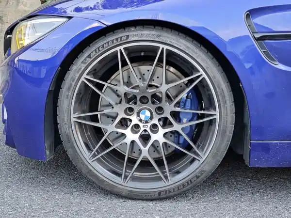 BMW M4 2019