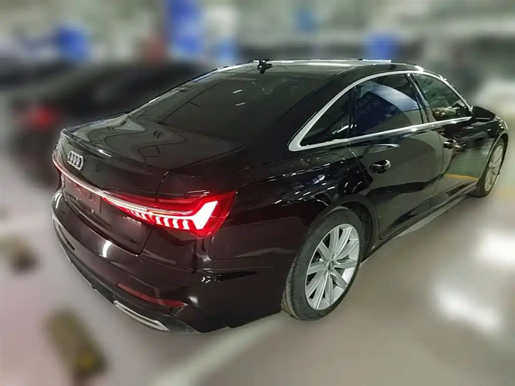 Audi A6L 2021 — фото 12