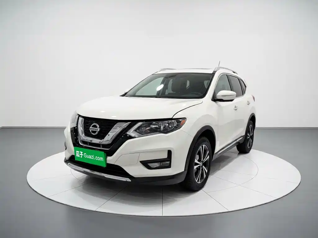 Nissan X-Trail 2017 — фото 1