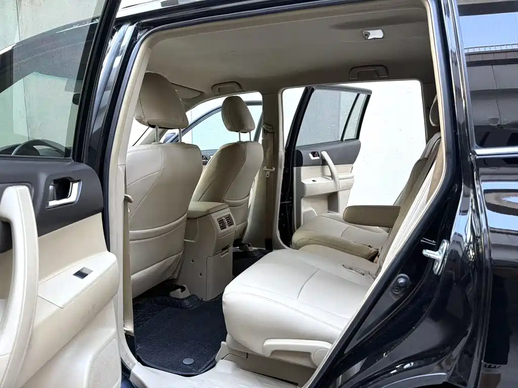 Toyota Highlander 2014