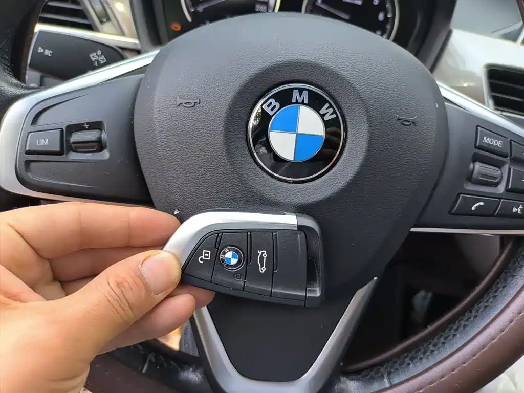 BMW X1 2019 — фото 12