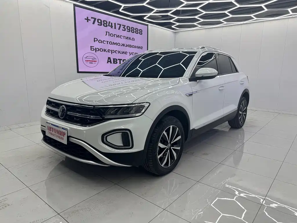 Volkswagen T-Roc 2024 — фото 1