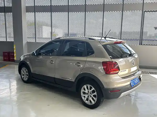 Volkswagen Polo 2014