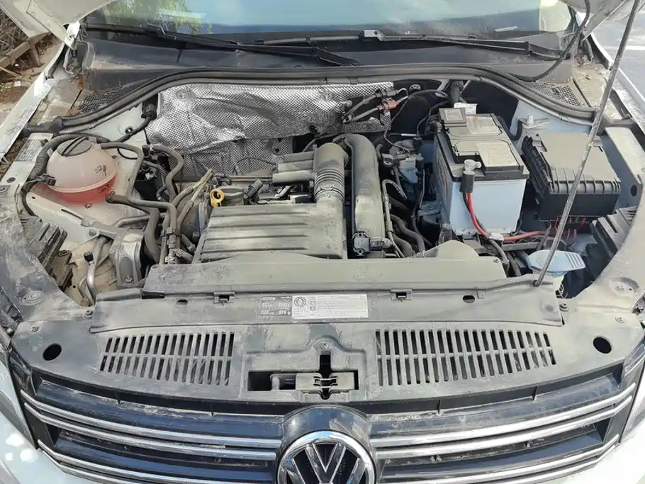Volkswagen Tiguan 2018 — фото 10