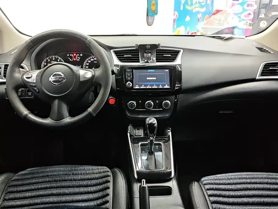 Nissan Sylphy 2018 — фото 12