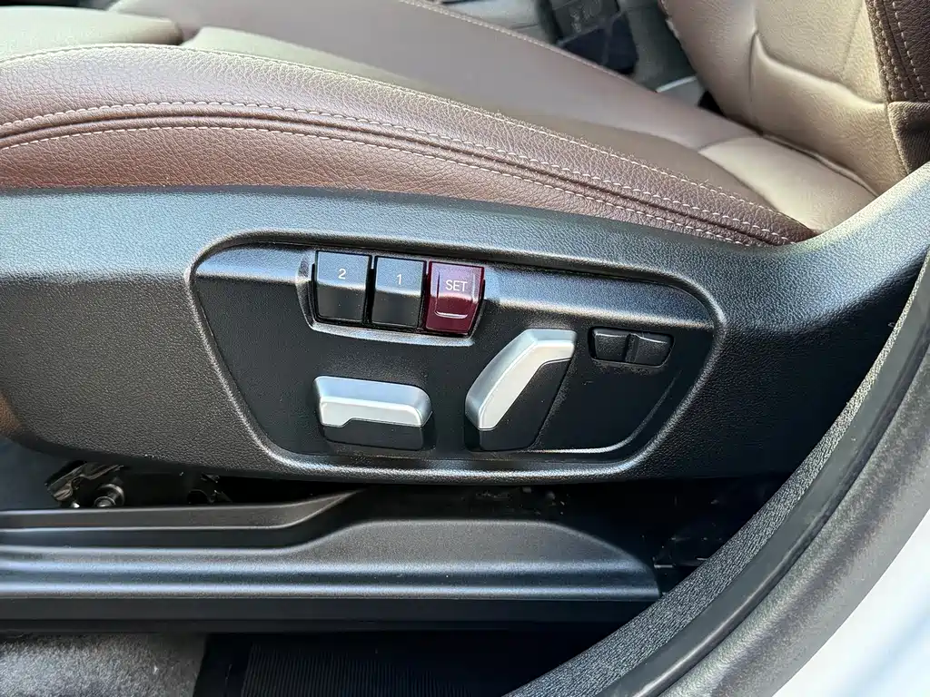BMW X1 2022 — фото 12
