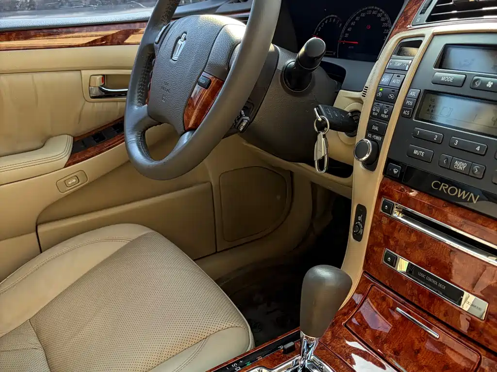 Toyota Crown 2007 — фото 13
