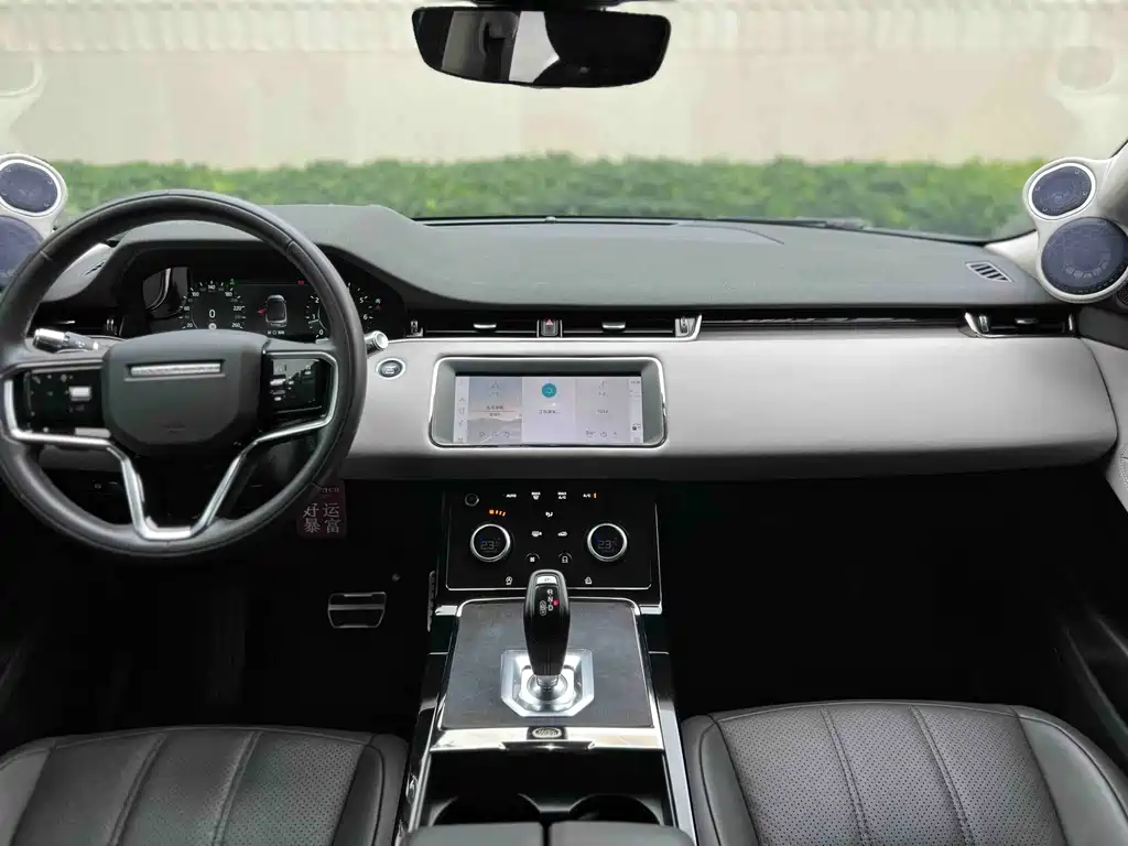 Land Rover Evoque 2022 — фото 14