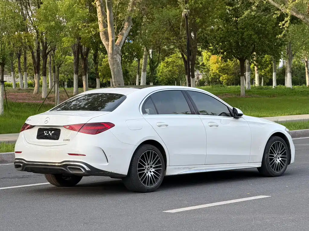 Mercedes-Benz C-Class 2022 — фото 7