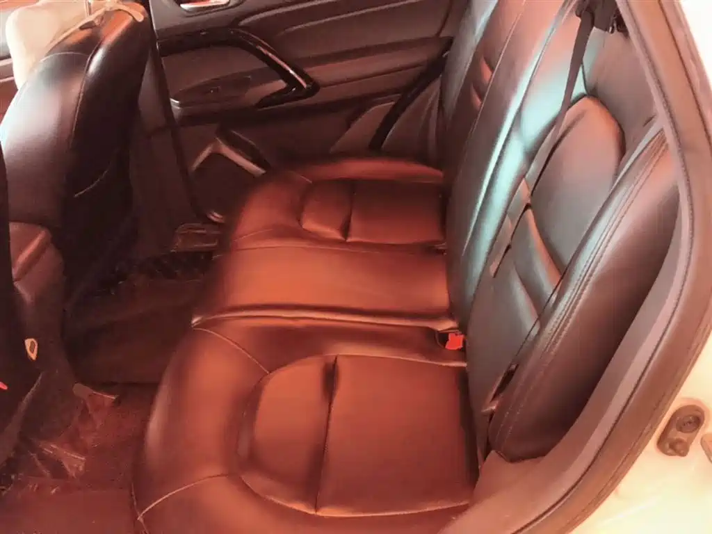 GAC Motor Trumpchi GS4 2018 — фото 17