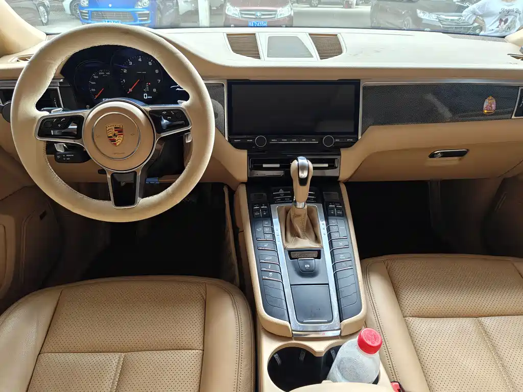 Porsche Macan 2014 — фото 10