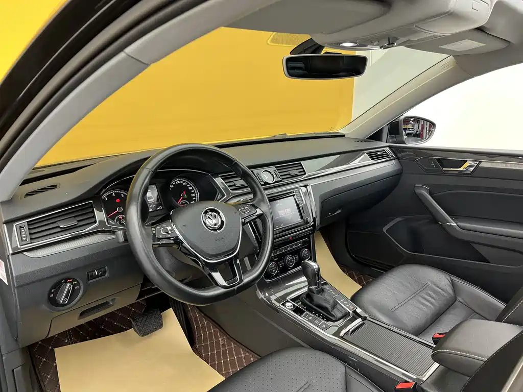 Volkswagen Passat 2018 — фото 3