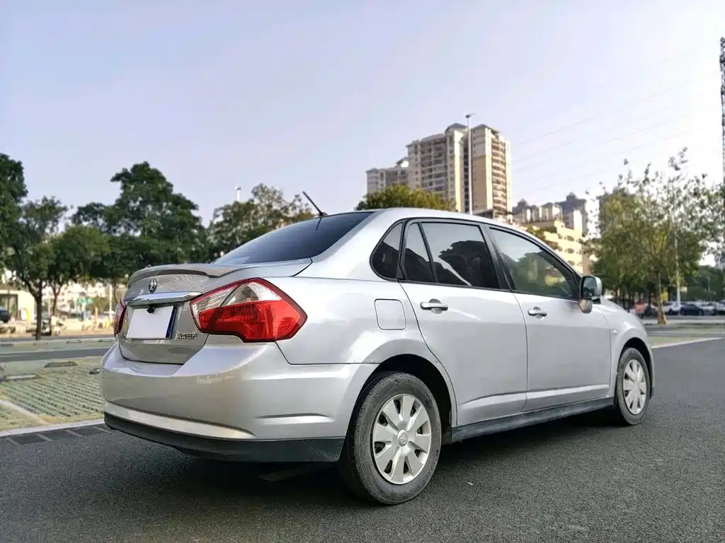 Venucia D50 2016