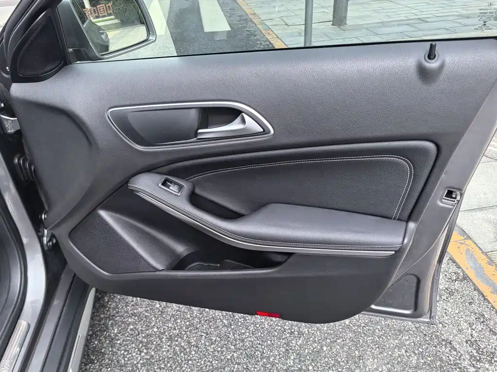 Mercedes-Benz GLA 2015 — фото 8